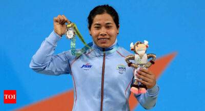 PM Narendra Modi congratulates Bindyarani Devi for winning silver medal at Commonwealth Games