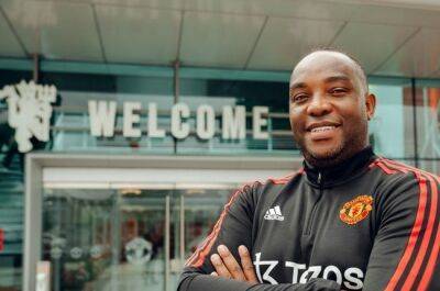 Cristiano Ronaldo - Ryan Giggs - Andy Cole - Pitso Mosimane - Benni in Old Trafford's 18-area: Twitter reacts to McCarthy's appointment as Man United coach - news24.com - Britain - Manchester - South Africa