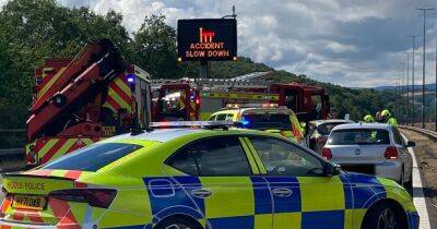 Crash closes part of M4 into Wales bringing traffic to standstill - walesonline.co.uk