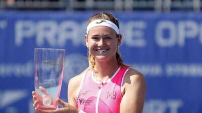 WTA roundup: Marie Bouzkova breezes to Prague Open title