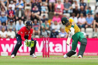 Hendricks, Shamsi sparkle as Proteas crush England to claim historic T20 series