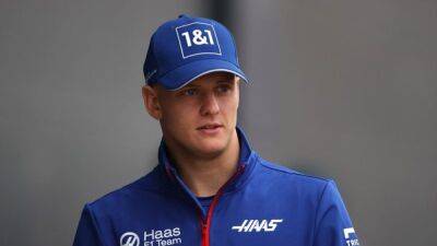 Schumacher finally grabs first points finish