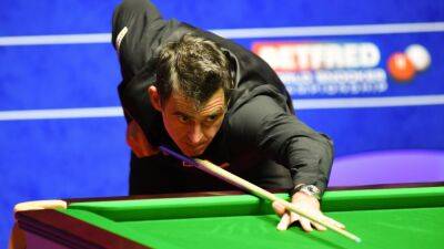 Judd Trump - Stephen Hendry - Zhao Xintong - 'That was outrageous' – Ronnie O'Sullivan produces wonder pot in winning return at Championship League snooker - eurosport.com - Britain - county White - Singapore -  Sheffield - county Yates
