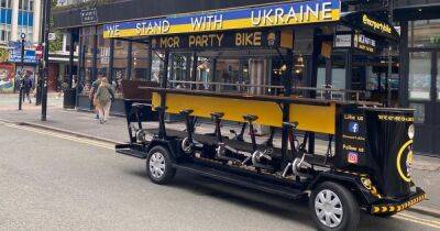 There's a Manchester party bike where you drink as you pedal round the Northern Quarter - manchestereveningnews.co.uk - Spain - county Bee
