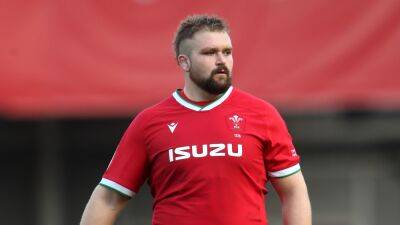 Tomas Francis to miss Wales’ remaining Tests in South Africa due to concussion