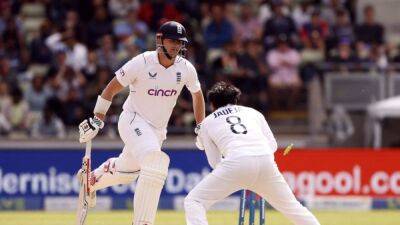 Root and Bairstow keep England on course for record chase
