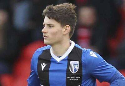 Gillingham youth graduate Josh Chambers unlikely to sign admits manager Neil Harris