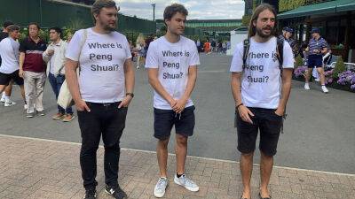 Peng Shuai - Wimbledon 2022: Peng Shuai supporters show up to grounds, activist says he was questioned, searched - foxnews.com - China - London