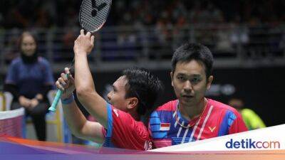 Hendra Setiawan - Mohammad Ahsan - Hasil Malaysia Masters 2022: Ahsan/Hendra Depak Wakil Tuan Rumah - sport.detik.com - Indonesia - Malaysia