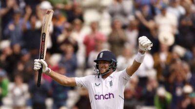 'Two lads from Yorkshire' script England's record chase at Edgbaston