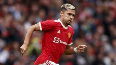 Transfers: Fulham close in on United's Pereira