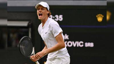Roger Federer - Jannik Sinner - Novak Djokovic - Watch: 20-Year-Old's Stunning Lob To Win "Outrageous" Rally vs Novak Djokovic In Wimbledon Quarter-Finals - sports.ndtv.com - Britain