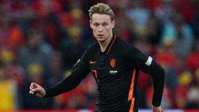 Barcelona ‘don’t want to sell’ Manchester United target Frenkie de Jong
