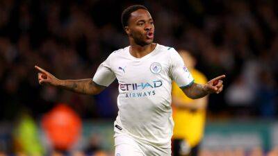 Manchester City forward Raheem Sterling moves closer to Chelsea switch