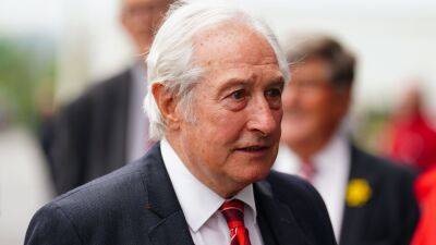 Sir Gareth Edwards urges Wales to give much-changed Springboks ‘good tonking’