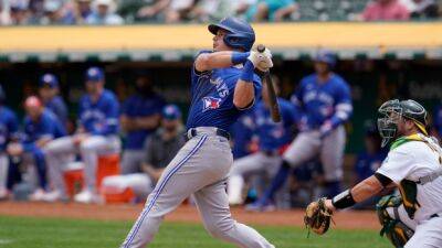 Jays edge A's to snap six-game skid