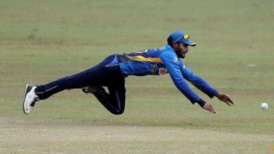 Jeffrey Vandersay - Angelo Mathews - Three more Sri Lanka players test positive for COVID-19 - channelnewsasia.com - Australia - Sri Lanka