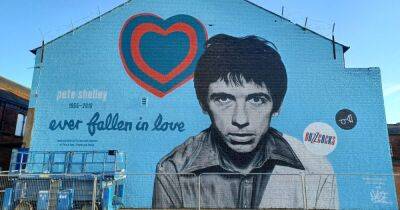 Buzzcocks singer Pete Shelley honoured with massive mural in hometown