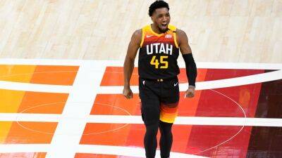 Report: Donovan Mitchell to “stand pat,” not force trade from Utah