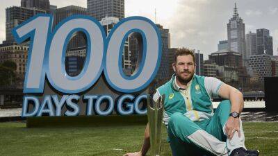 Finch, Morkel and Waqar turn out as T20 World Cup Trophy launch kicks off in Melbourne