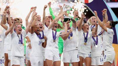 Chloe Kelly - Merle Frohms - Lina Magull - England's superubs lead Women's Euro 2022 hosts past Germany to win first major title - espn.com - Germany