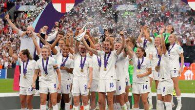 Ella Toone - Chloe Kelly - Lina Magull - Alexandra Popp - Celebrations continue through the night as England seal Euro 2022 glory - bt.com - Germany - Netherlands