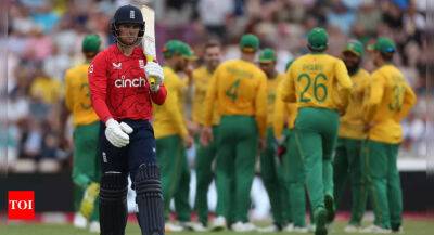 Chris Silverwood - Matthew Mott - England vs South Africa: T20I series defeat a 'line in the sand', says England coach Matthew Mott - timesofindia.indiatimes.com - Australia - South Africa - India - Afghanistan - Pakistan - county Southampton