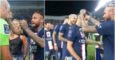 Neymar gave medals to PSG players after masterclass vs Nantes