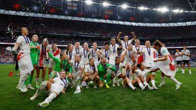Ian Wright calls on Premier League to invest in WSL and capitalise on England's Euro 2022 success
