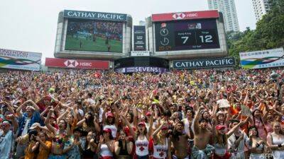 Hong Kong Sevens fans can drink, but not eat, in stands