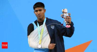 CWG 2022: Injured weightlifter Sanket Sargar to stay back in UK for treatment - timesofindia.indiatimes.com - Britain - India - Malaysia
