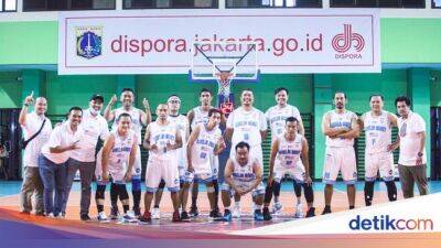 X-UNS Basketball: Berpisah di Kampus, Bersatu di Lapangan - sport.detik.com