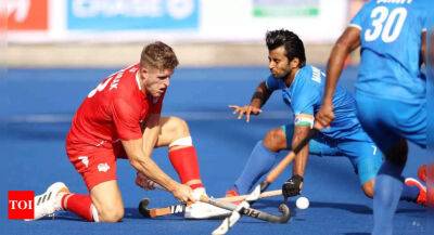 Harmanpreet Singh - Mandeep Singh - CWG 2022: India play out a 4-4 draw against England in men's hockey - timesofindia.indiatimes.com - India