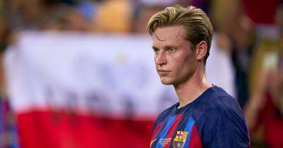 Manchester United get Frenkie de Jong boost as Barcelona find player wage solution