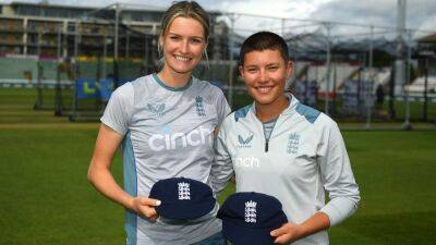 Issy Wong - Lauren Bell - England Cricket - Chance to Shine graduates Lauren Bell and Issy Wong excited to keep on inspiring - bt.com - Manchester - South Africa - Birmingham