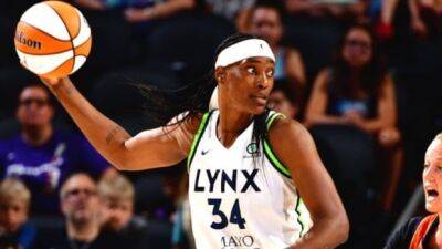 Phoenix Mercury - Sylvia Fowles - Lynx, Mercury in 4-way tie for final 2 WNBA playoff spots - cbc.ca -  Chicago - state Minnesota - state New York -  Seattle - state Connecticut