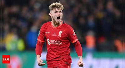 Harvey Elliott signs new long-term Liverpool deal