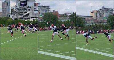 Cincinnati Bengals WR Ja'Marr Chase makes an incredible catch at training camp