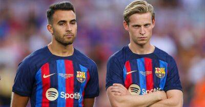 Frenkie de Jong must know that Manchester United can offer him something Barcelona can't