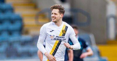 Livingston defender in no rush to leave as club look for transfer