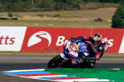 Davey Todd - Thruxton BSB: McConnell extends Superstock lead - bikesportnews.com - Australia