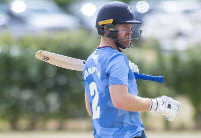 Kent Spitfires (213-6) beat Northamptonshire Steelbacks (210 all out) by four wickets in Royal London One-Day Cup