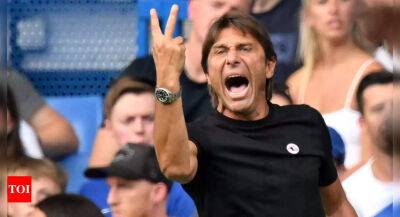 Antonio Conte says Tottenham closing gap but still behind Chelsea