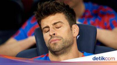 Gerard Piqué - Demi Barcelona, Gerard Pique Rela Tidak Digaji - sport.detik.com