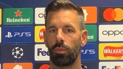 Ruud van Nistelrooy’s friendship with Giovanni van Bronckhorst on hold