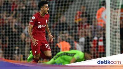 Jamie Carragher - Vicente Guaita - Darwin Núñez - Joachim Andersen - Luis Díaz - Liga Inggris - Melesat di Antara Kepungan Lawan, Diaz Selamatkan Liverpool - sport.detik.com