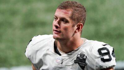 Tampa Bay Buccaneers agree to deal with Carl Nassib, source says