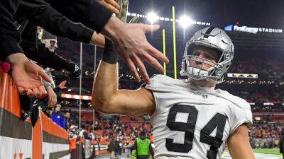 Carl Nassib, NFL's 1st active player to come out as gay, set to rejoin Bucs: reports