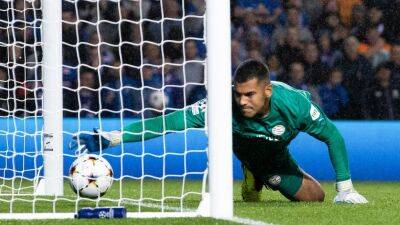 Goalkeeping howler helps Rangers to a draw against PSV
