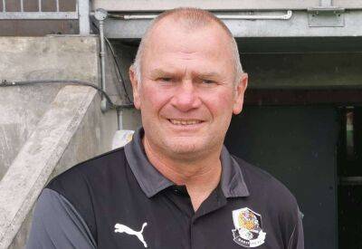 Dartford manager Alan Dowson reacts to 2-1 home defeat by Havant & Waterlooville